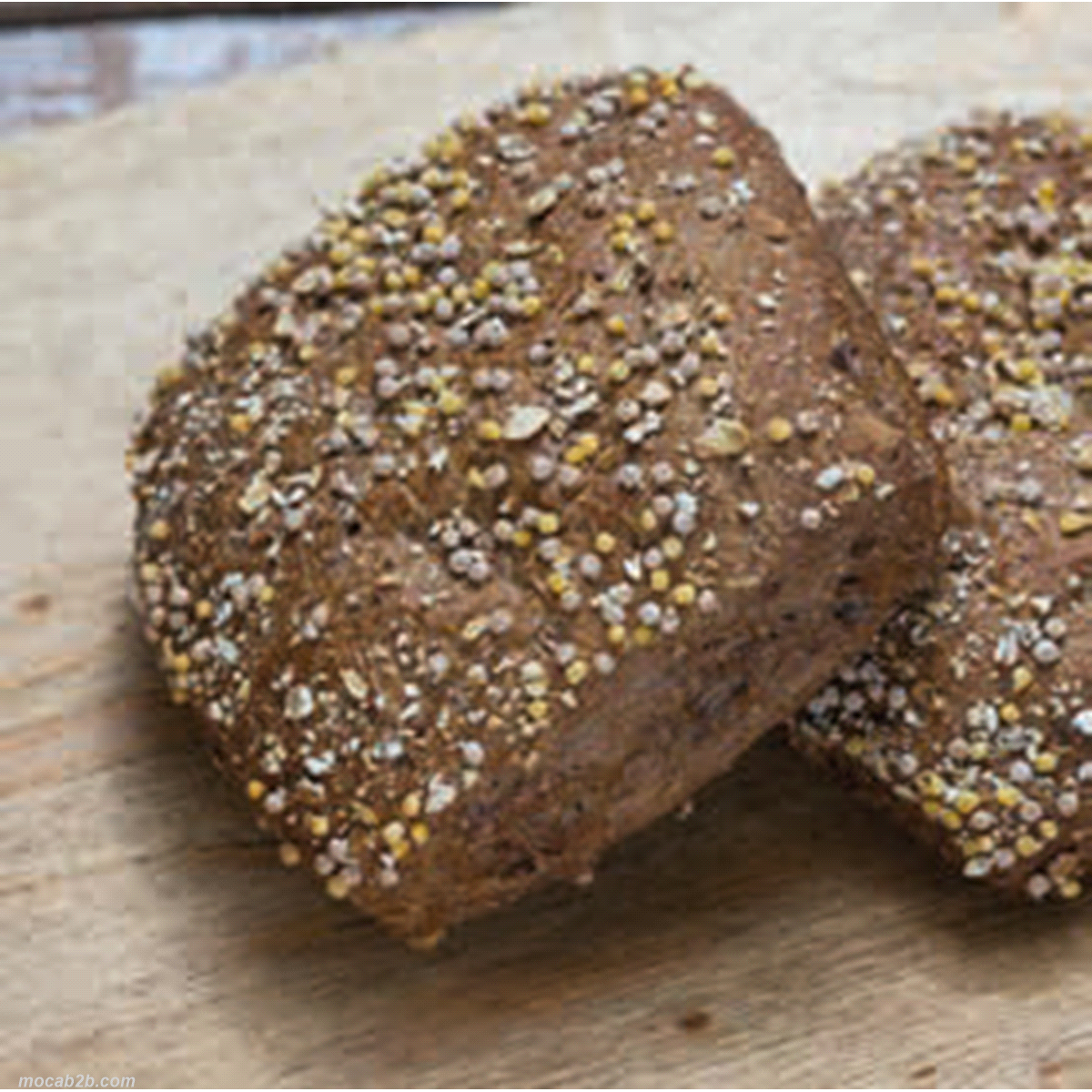 Prodotto da forno precotto surgelato, 90gr. Preferibilmente scongelare il prodotto per 10 minuti a temperatura ambiente; cuocere in forno a 180 °C per 13-15 minuti. 