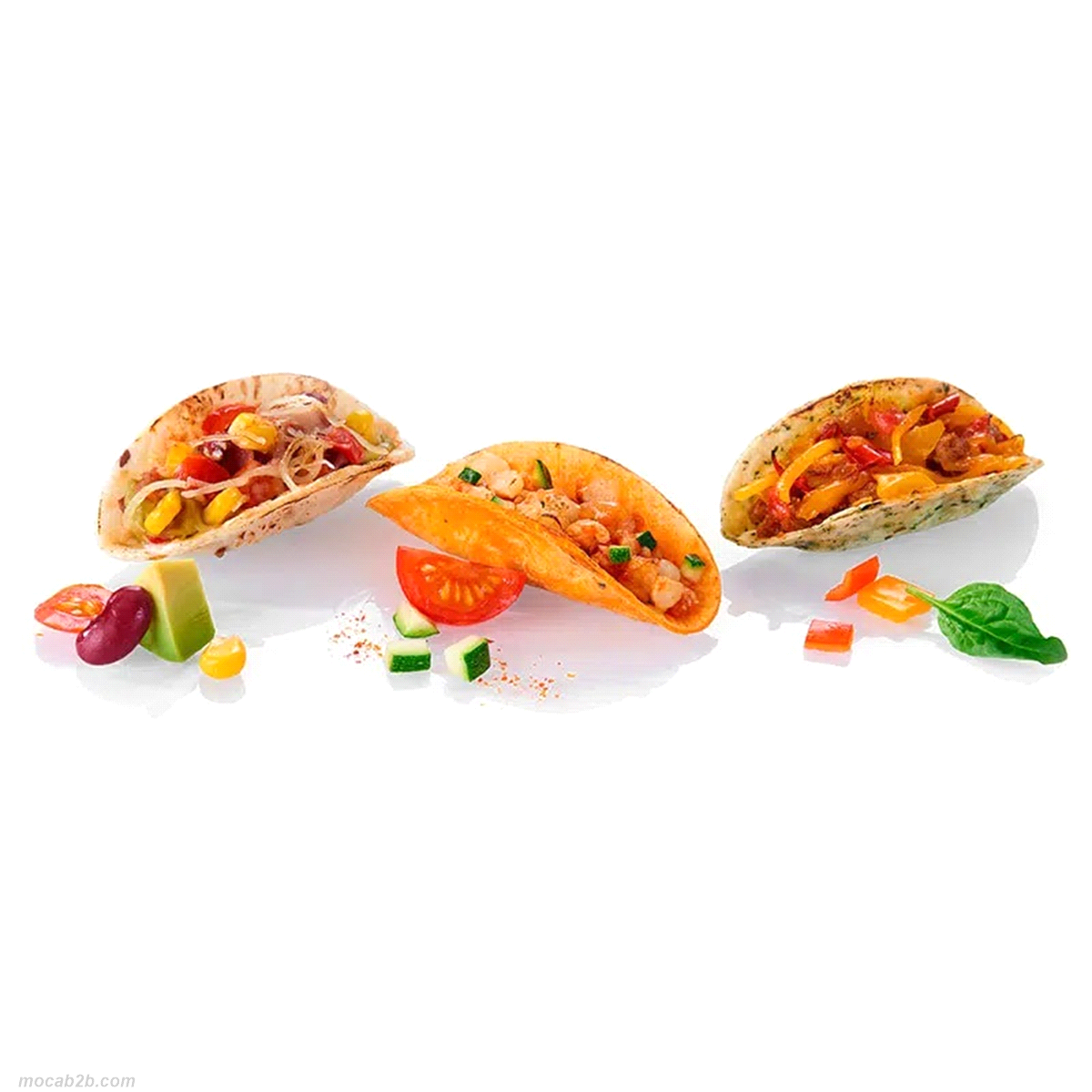 In 3 varianti per accontentare tutti:
-Tacos ripieni di pollo, zucchine tenere, salsa agrodolce e mozzarella, in una tortilla al gusto di pomodoro.
-Tacos ripieni di manzo, peperoni profumati  e un po