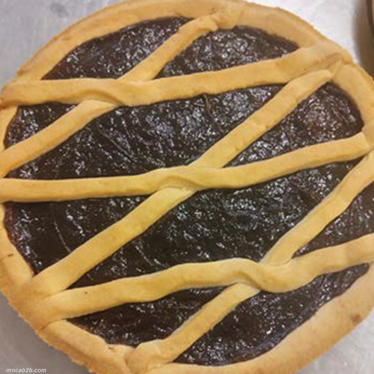 Crostata tonda alla ciliegia. Scongelare 2-3h a T ambiente 