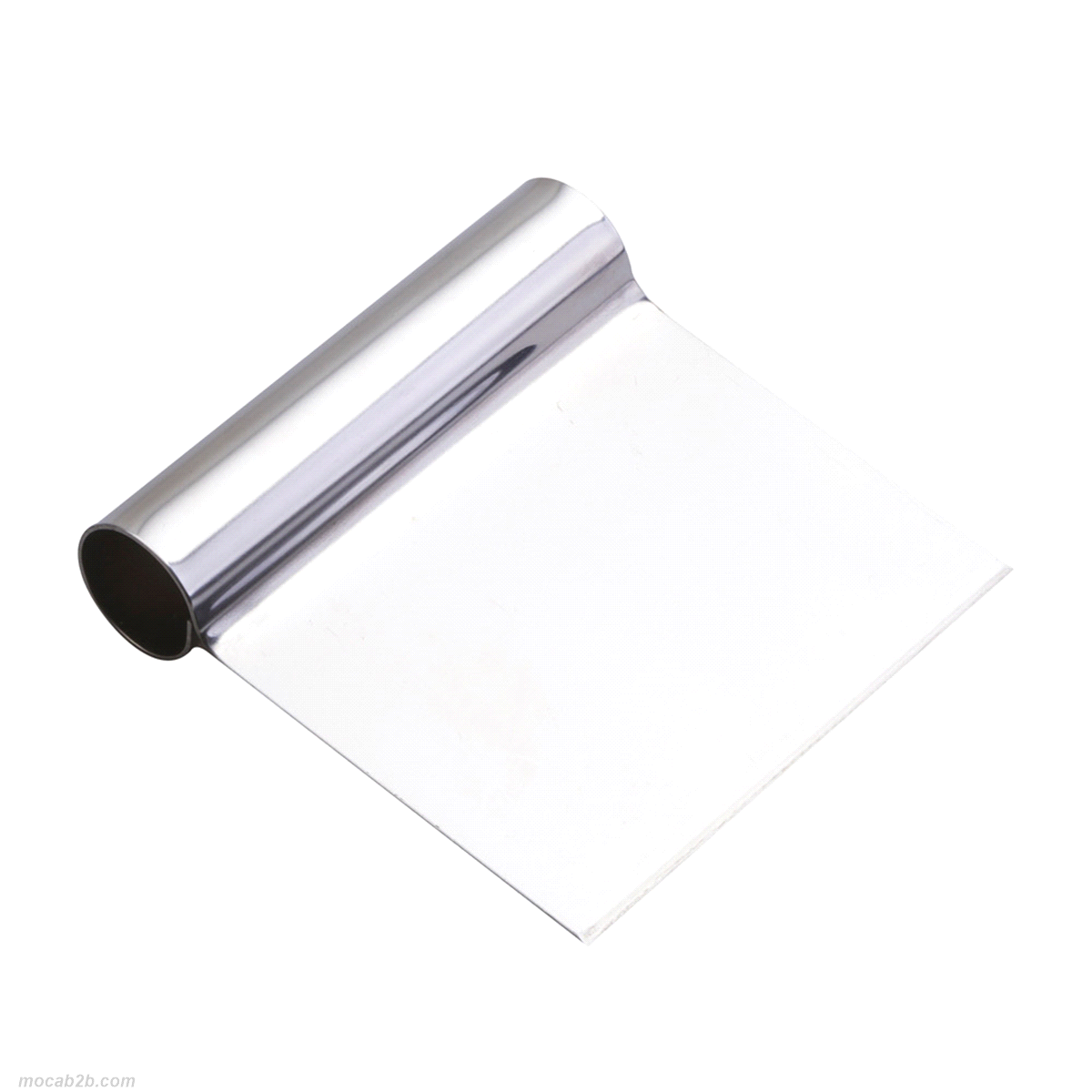 Raschietto tagliapasta con manico tondo e lama dritta rettangolare, completamente in acciaio inox. Ideale per lavorare con pasta e cioccolato.
 