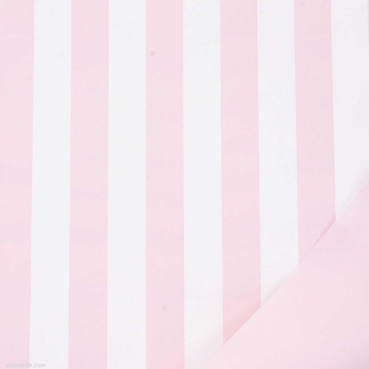 Non adatta al contatto diretto con gli alimenti. 