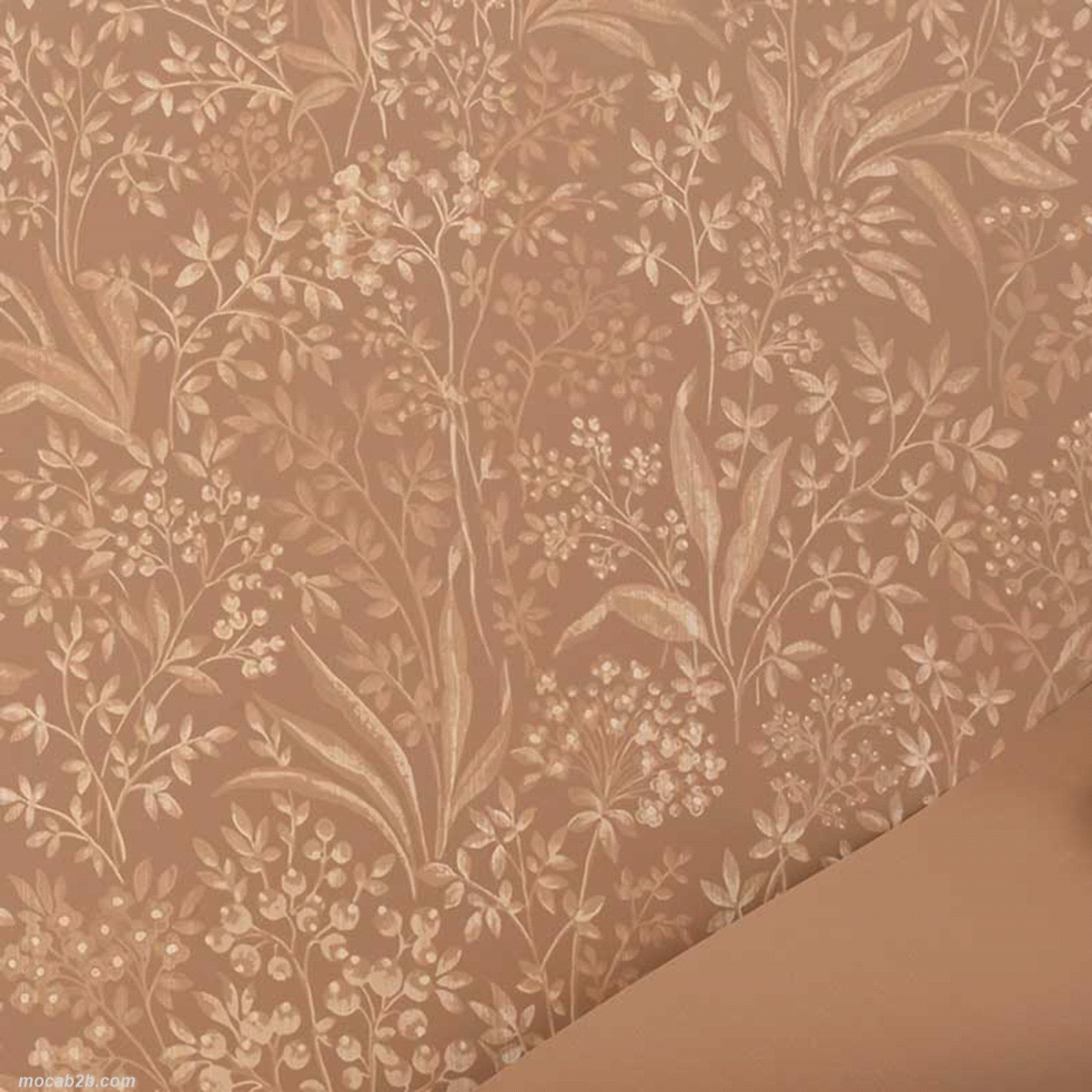 Non adatta al contatto diretto con gli alimenti. 