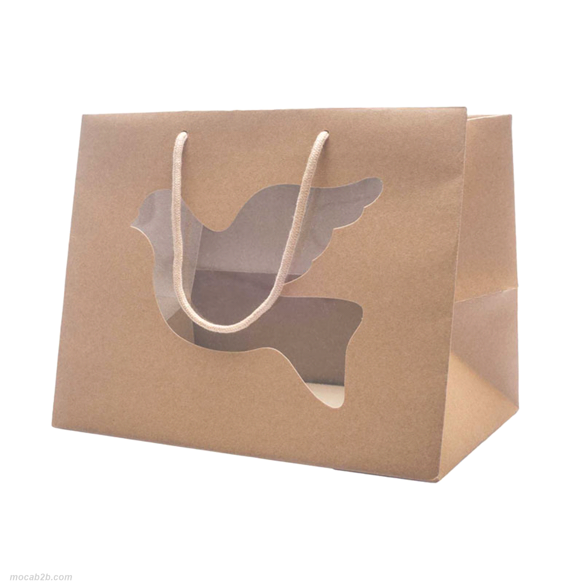 Portacolomba in carta  kraft avana 210gr/mq.Ampio soffietto laterale e sul fondo.Cartoncino rigido 350gr/mq sul fondo.Manico di cotone.Finestra in PVC. 