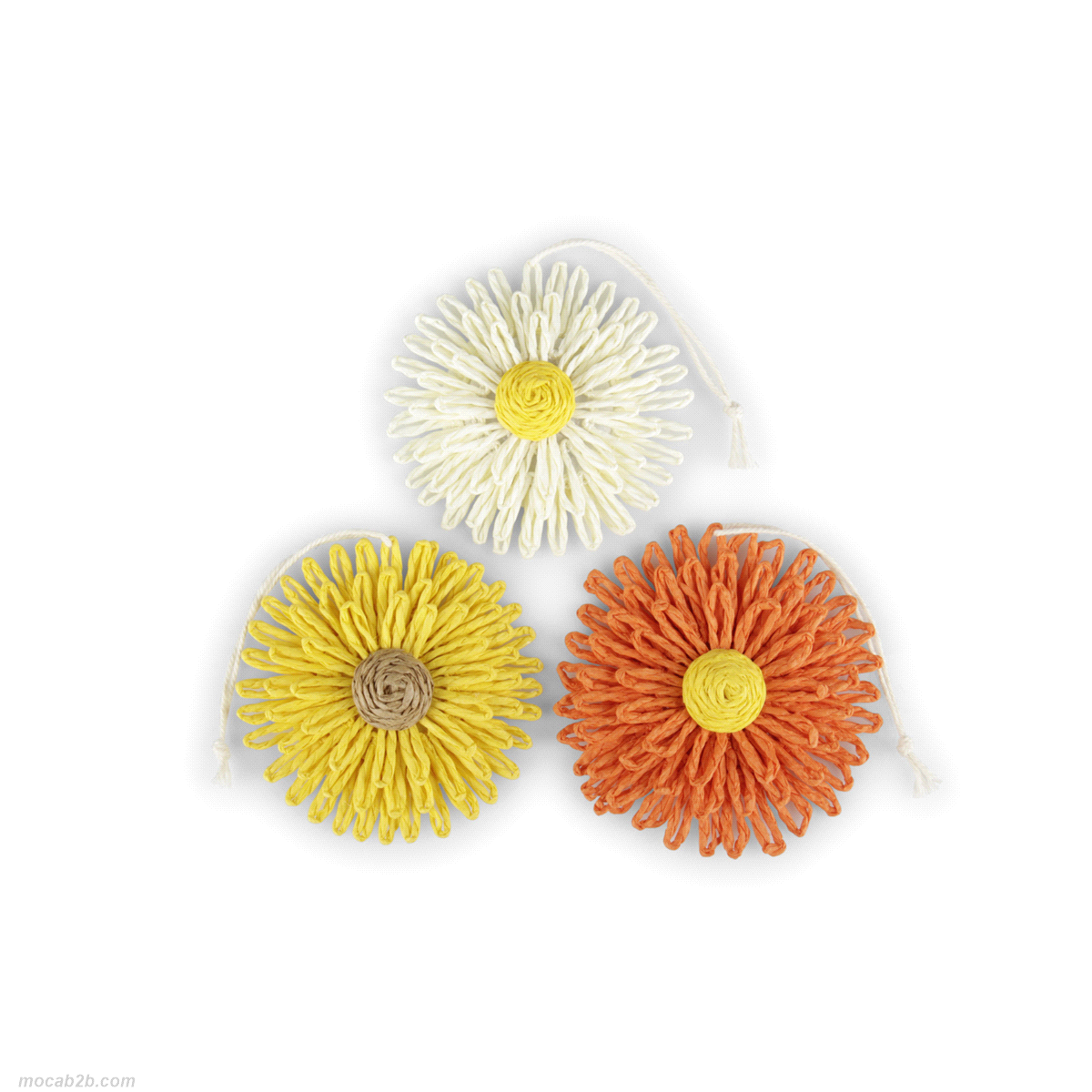 Fiori in carta da appendere nei colori crema, arancio e giallo. Dimensioni: @6cm. 