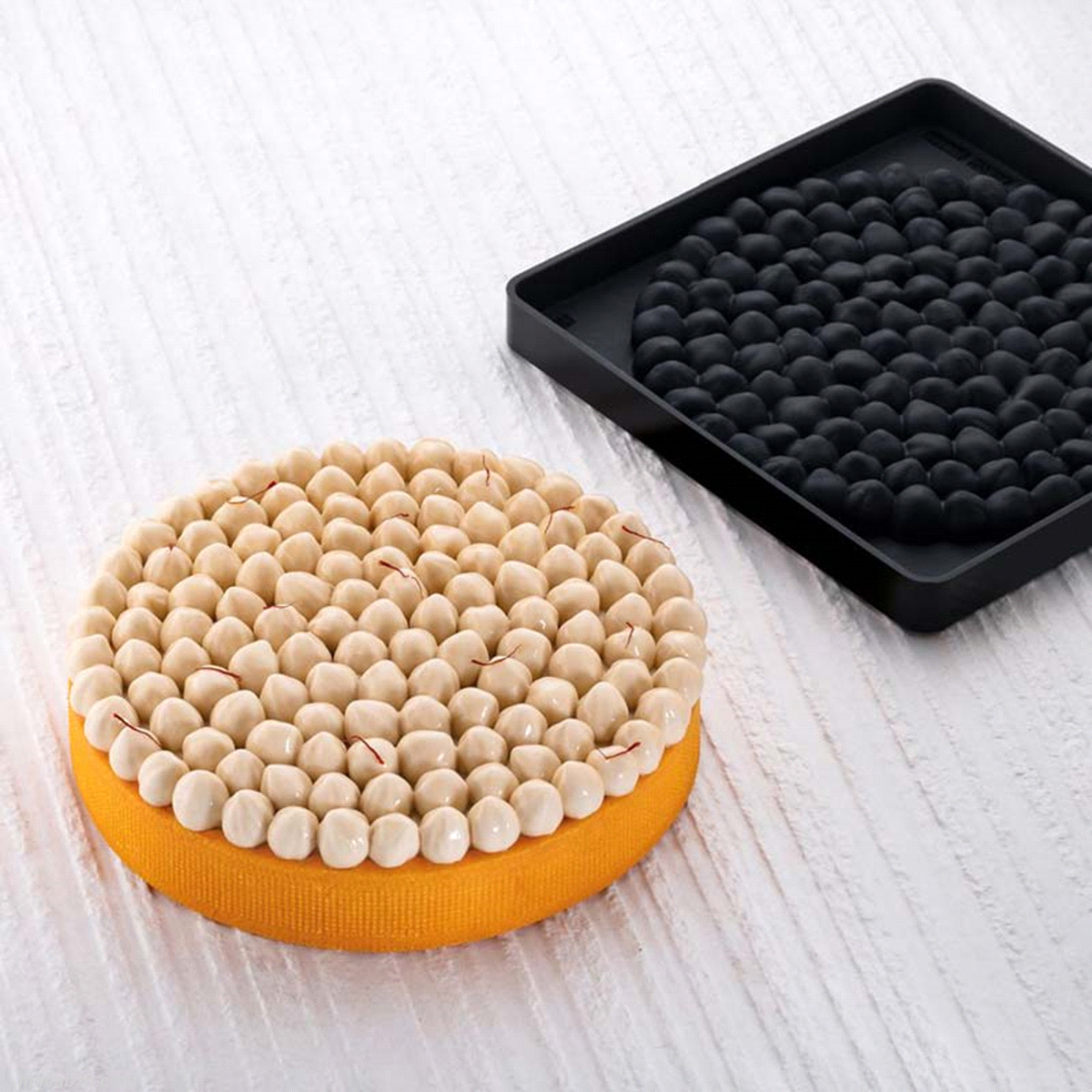 Stampo a forma di nocciole Ø mm 180x18 h
 