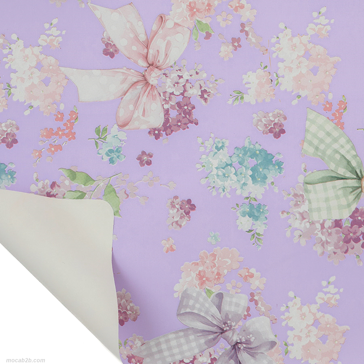 Bobina in polipropilene non adatto al contatto diretto con gli alimenti. 