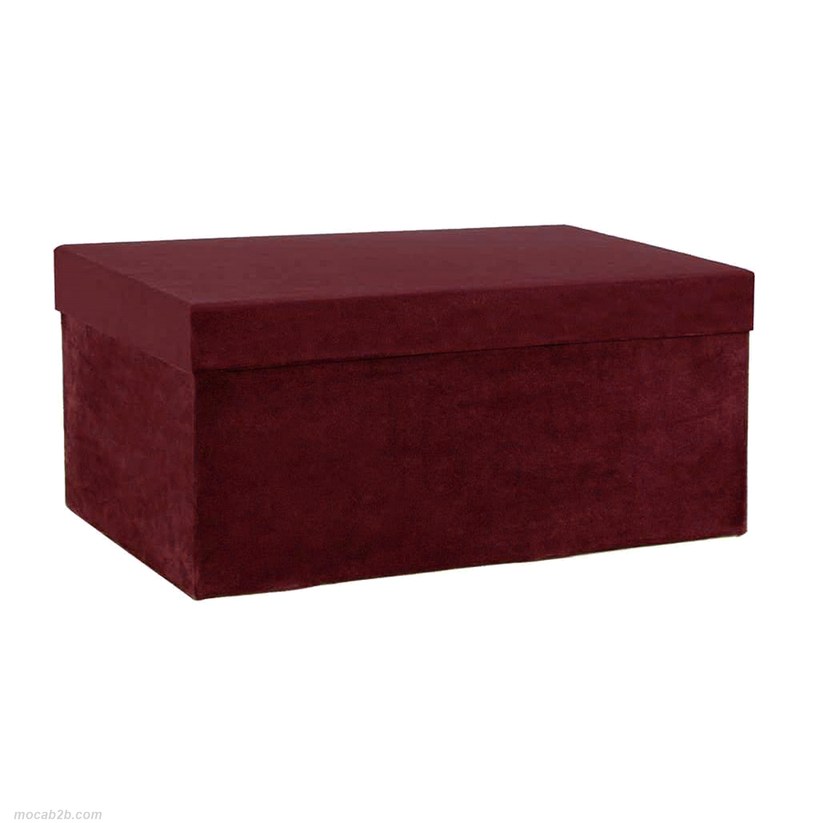 Set 3 scatole di colore bordeaux. DIMENSIONI: 47x33 h.23,5/ 43x31 h.22/40,5x28 h.20cm. 