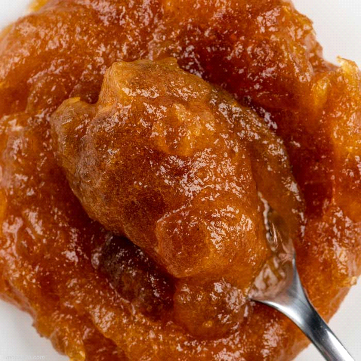 
Preparato multiuso a base di albicocche italiane (35%), ideale per farciture e applicazioni su crostate, dolci da forno e prodotti lievitati. La sua consistenza morbida e spalmabile garantisce un