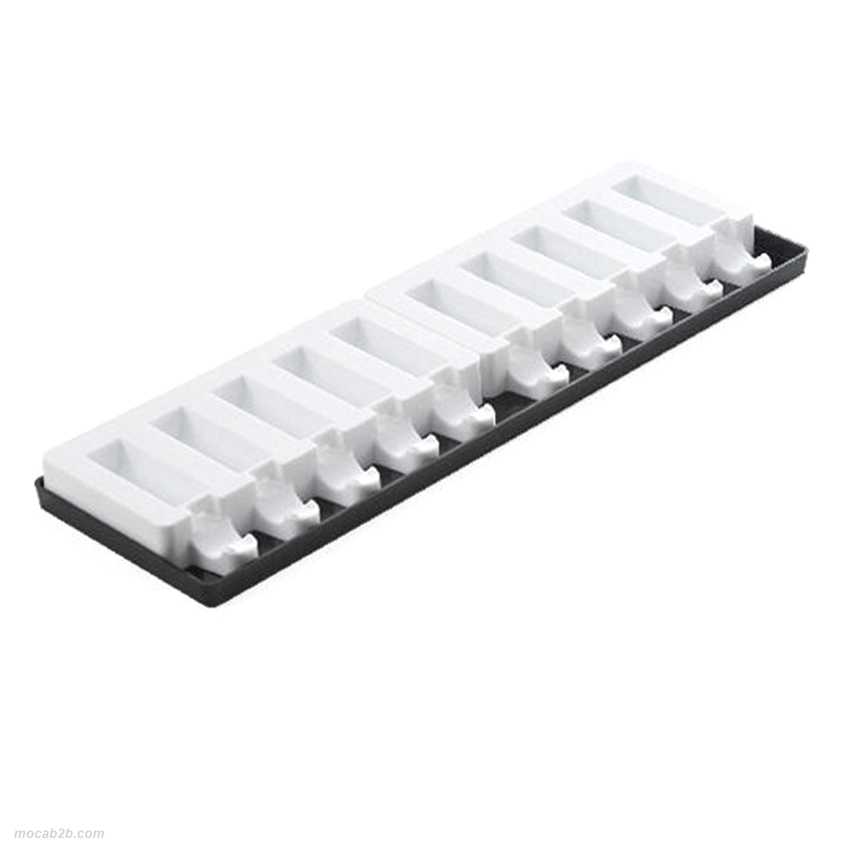 Perfetti per realizzare golosi cioccolatini su stecco, sfiziosi finger food gelato in versione mini ma anche one bite in versione salata, gli stampi possono resistere a temperature che variano dai –60°C ai +230°C, permettendone l’uso sia in forno che in abbattitore 