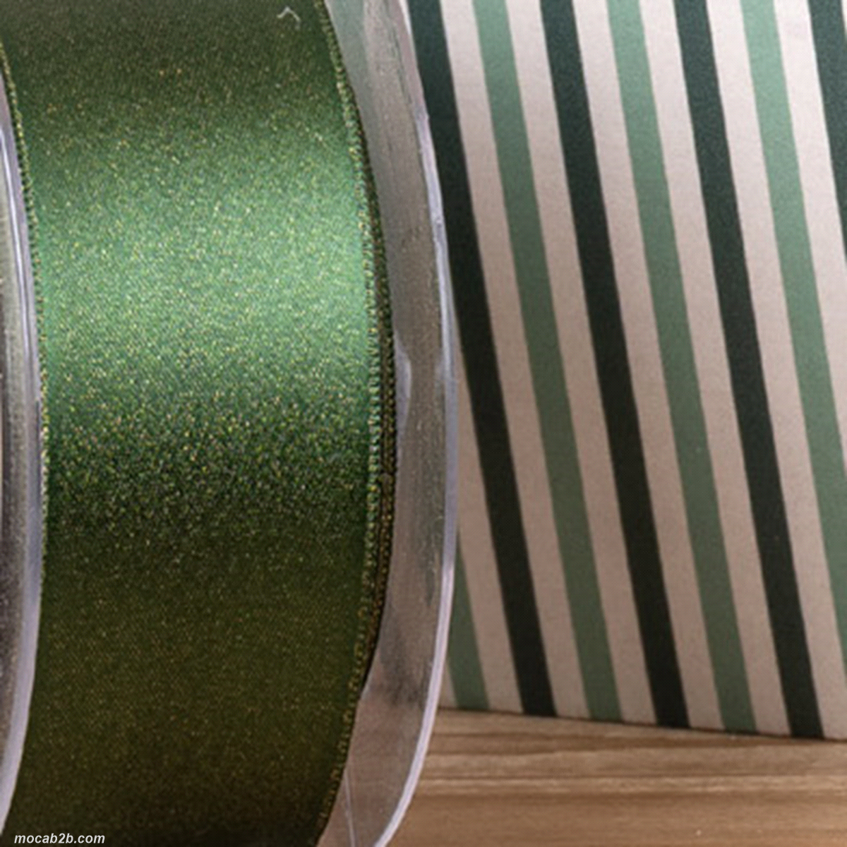 Nastro 100% poliestere. Made in Italy. 