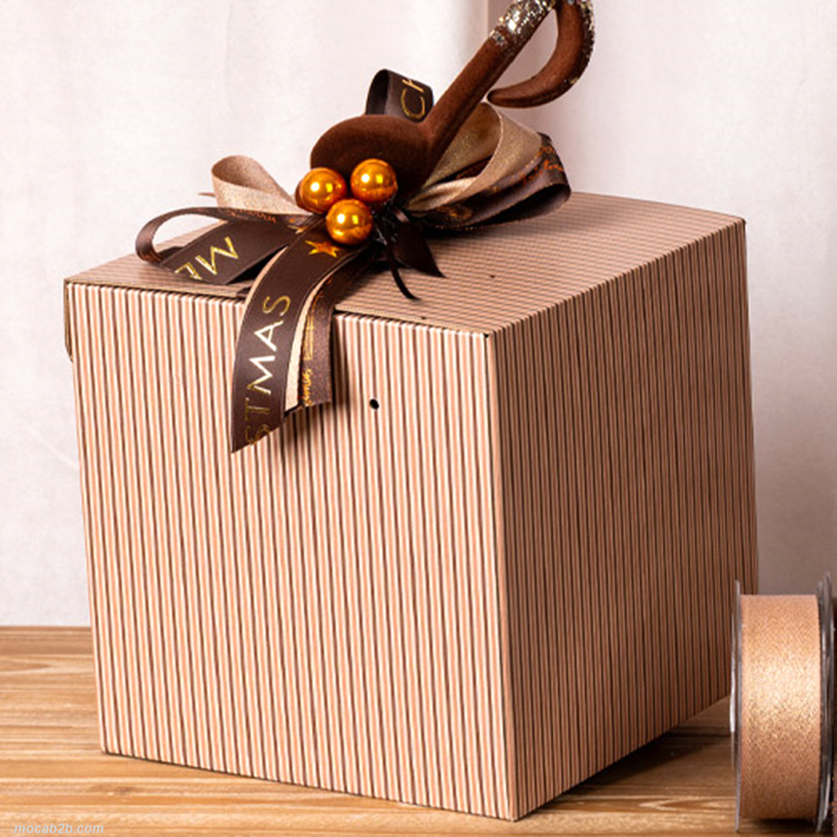 SCATOLA PORTA PANETTONE RIGHE MARRONI 21x21 xh21 